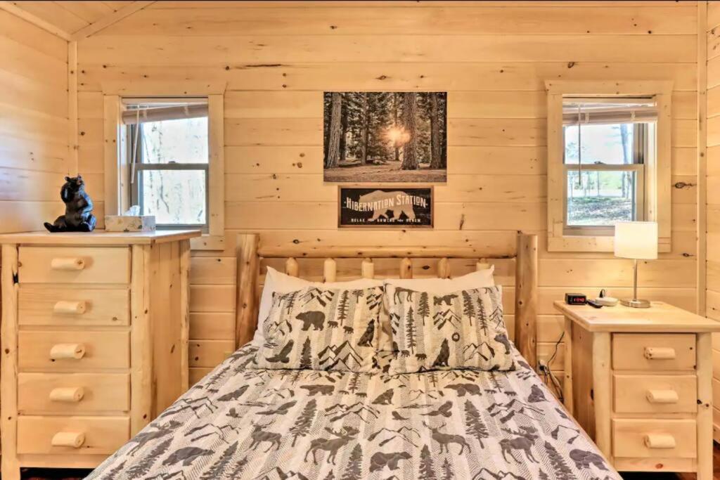 New Serene, Fun & Comfy Cabin- Covered Deck, Grill, Arcade Murphy Eksteriør bilde